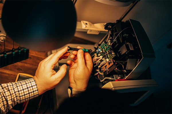 laser maintenance